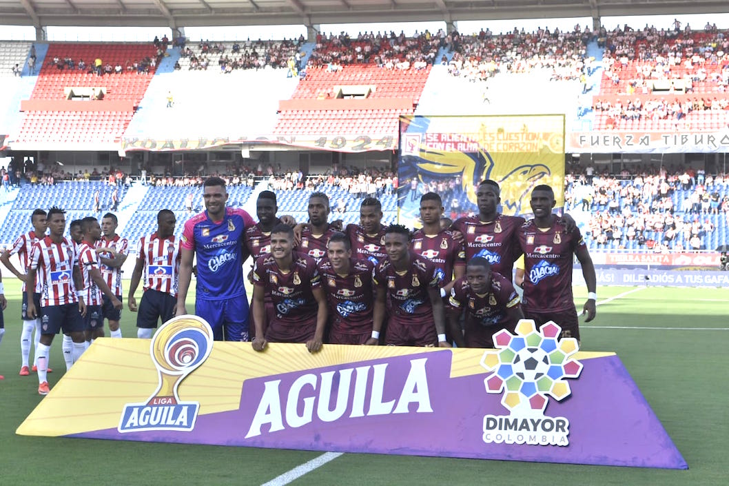 Cuadro inicialista de los visitantes.