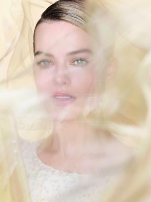 Imagen de Margot Robbie para campaña de Chanel.