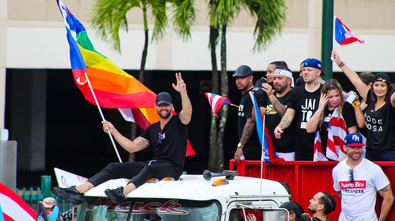 Varios artistas acudieron al llamado de las protestas en su natal Puerto Rico.