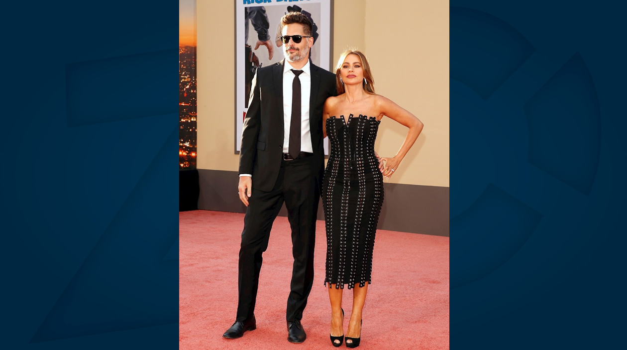 La actriz barranquillera Sofía Vergara acompañada por su esposo, Joe Manganiello.