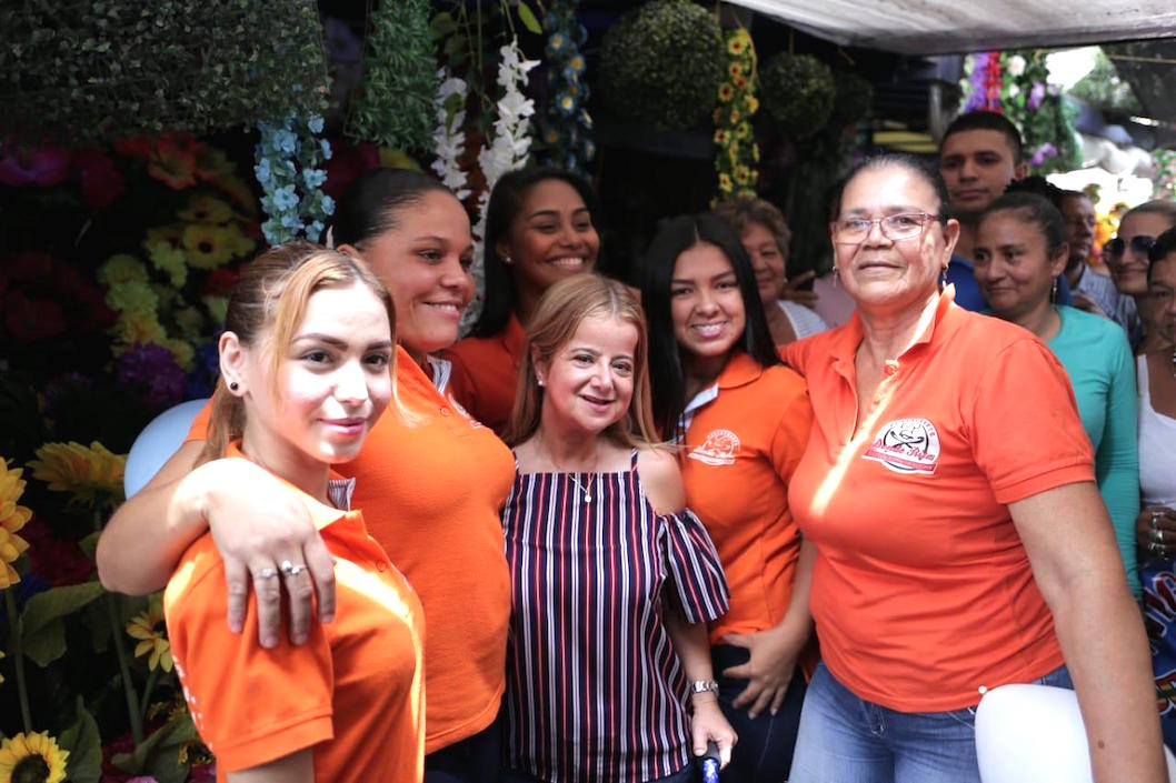 Elsa Noguera De la Espriella durante su visita al Centro Histórico.