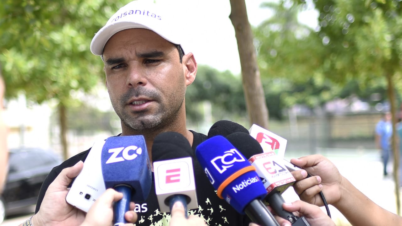 El capitán Alejandro Falla, extenista colombiano.