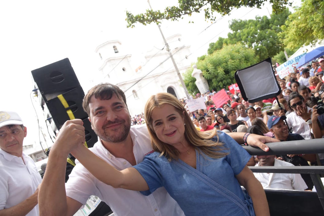 Jaime Pumarejo y Elsa Noguera.
