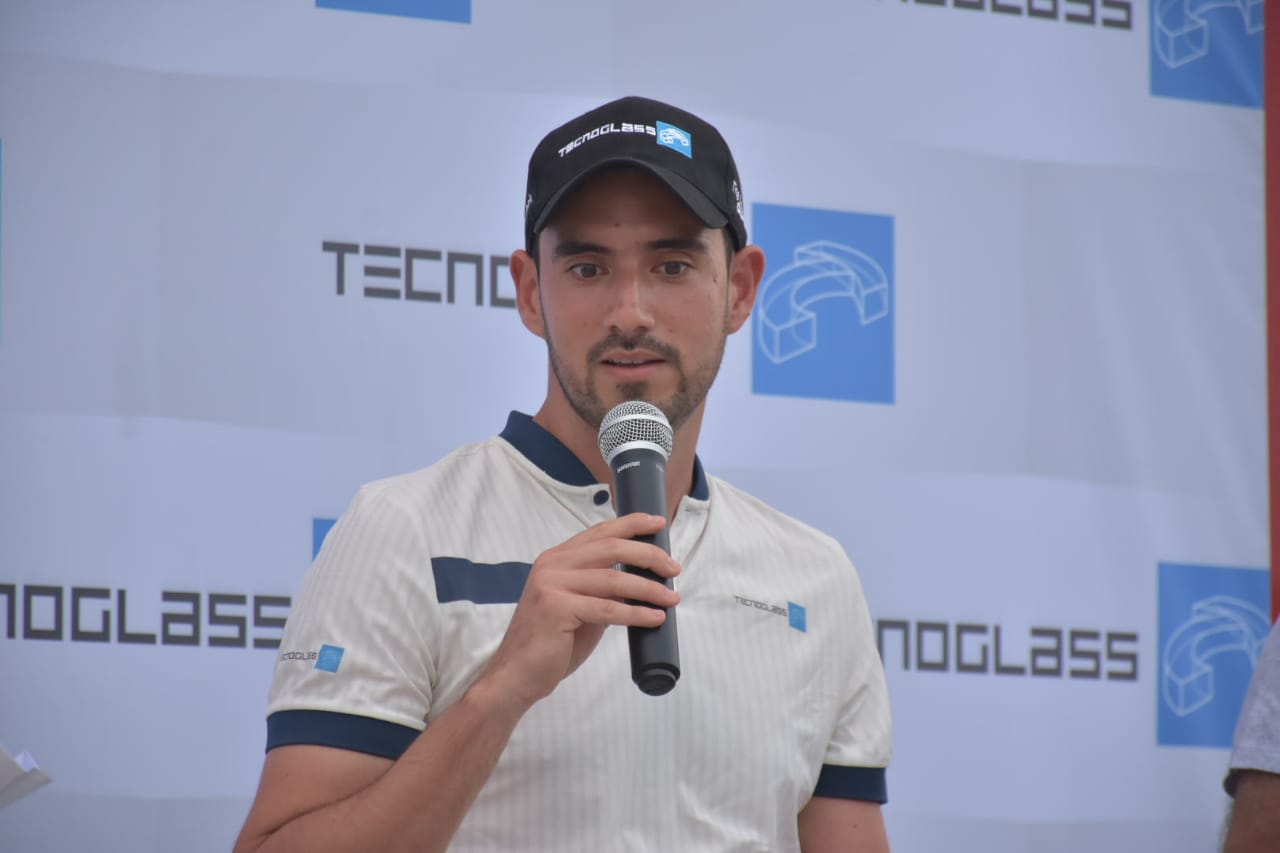 José Bendeck, tenista apoyado por Tecnoglass.