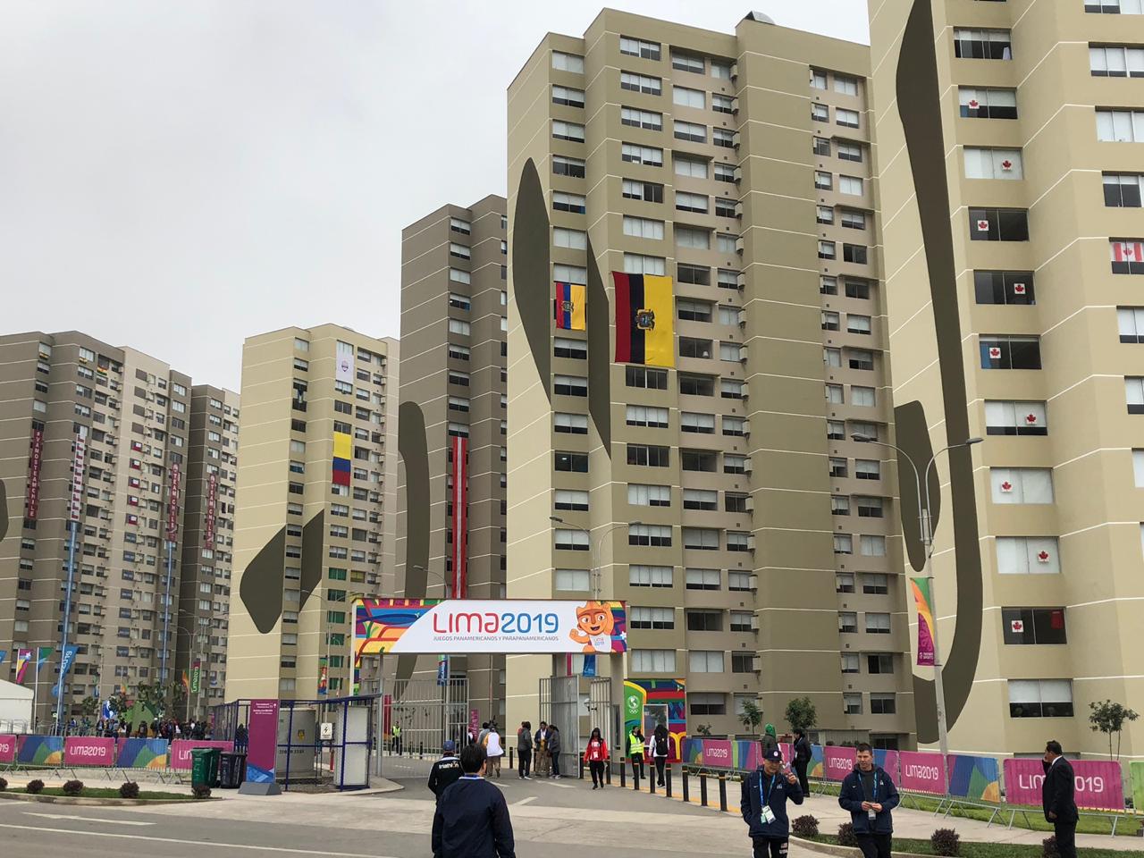 En estos apartamentos se alojan los deportistas participantes. 