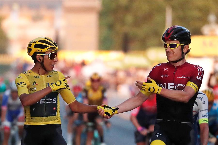 Egan Bernal y Geraint Thomas. 