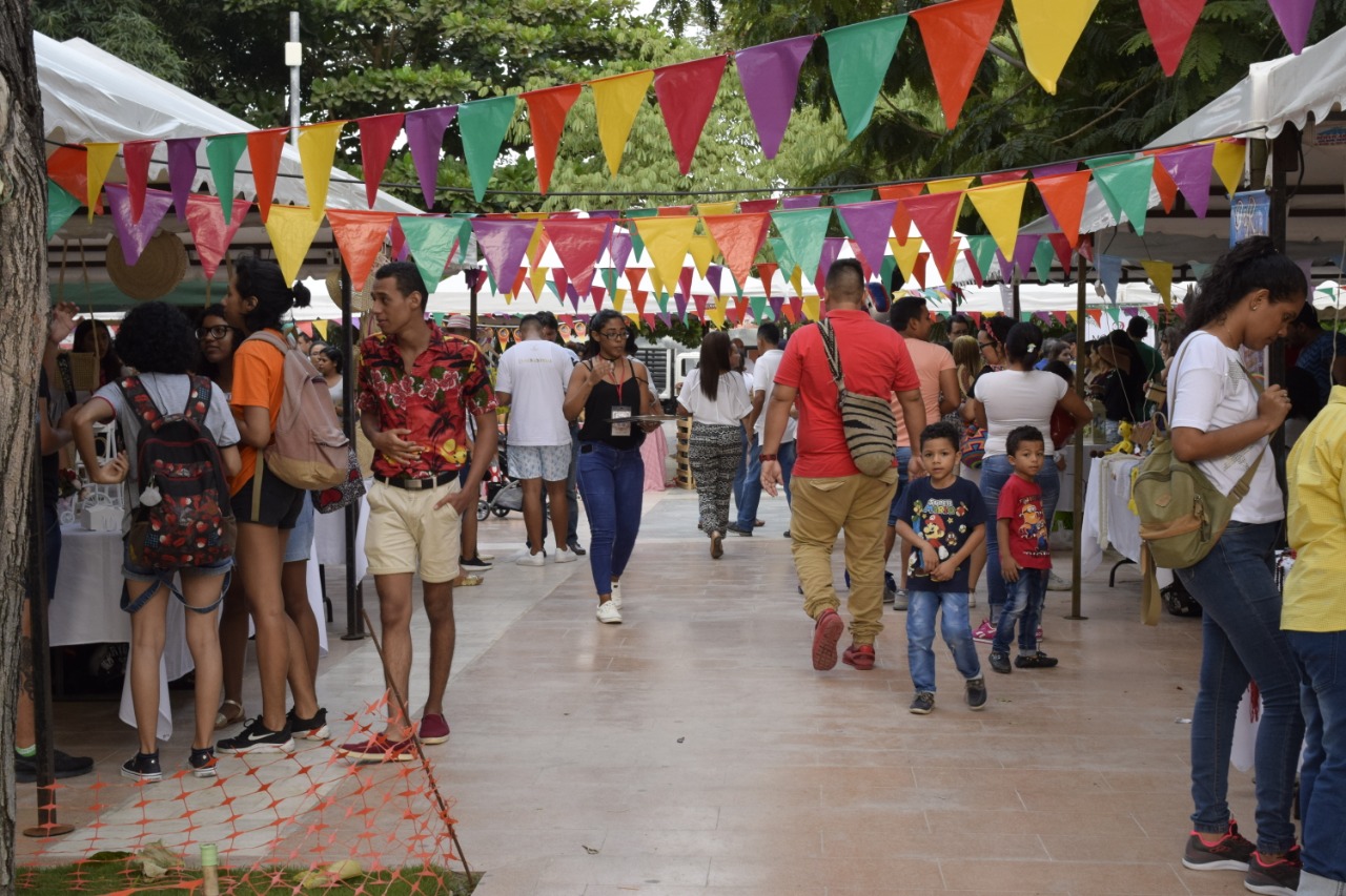 'El Jardín Mágico', feria de emprendimiento empresarial.