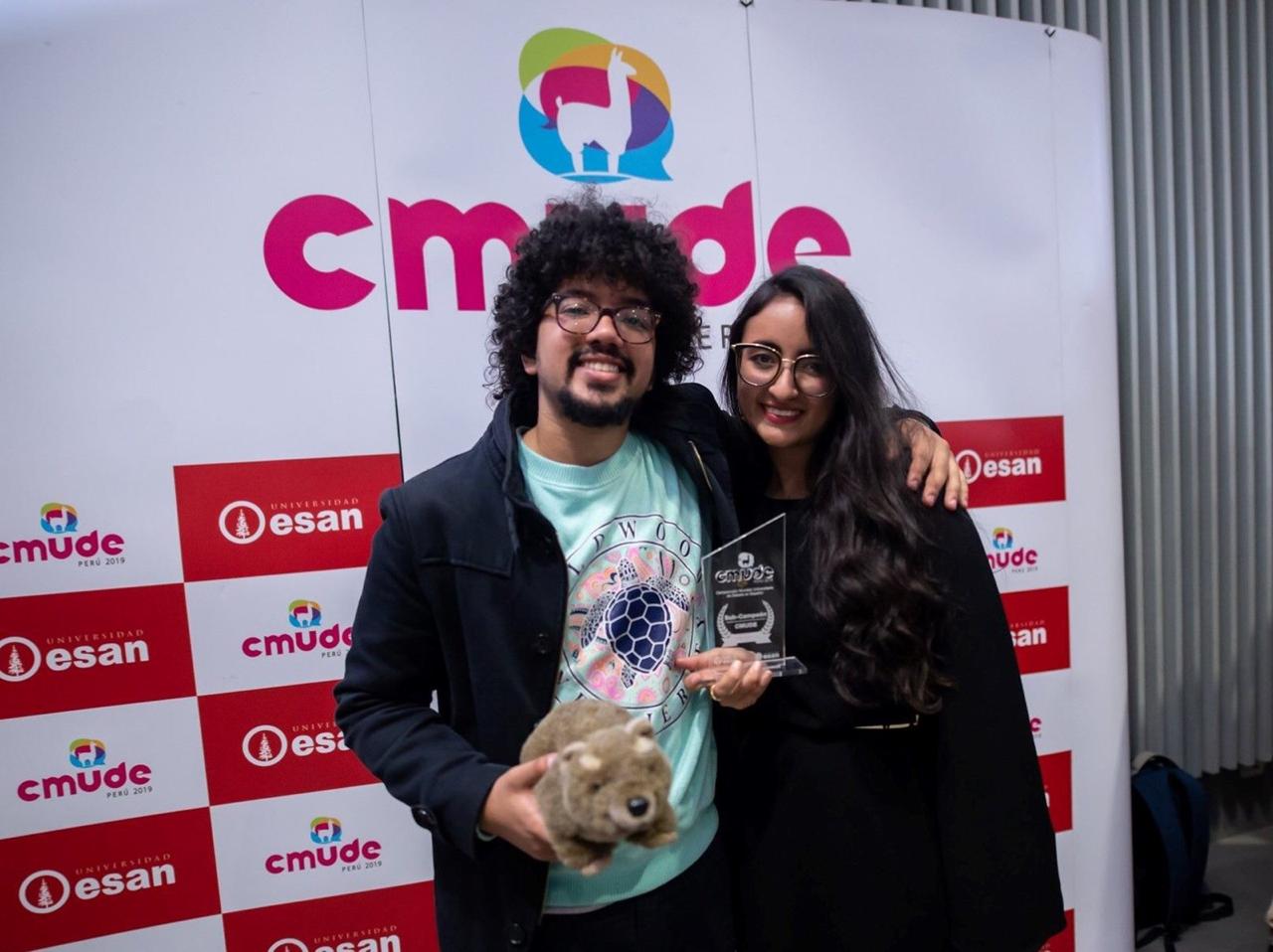 El estudiante universitario Hernando Castro Palma y su compañera Ana María Díaz.