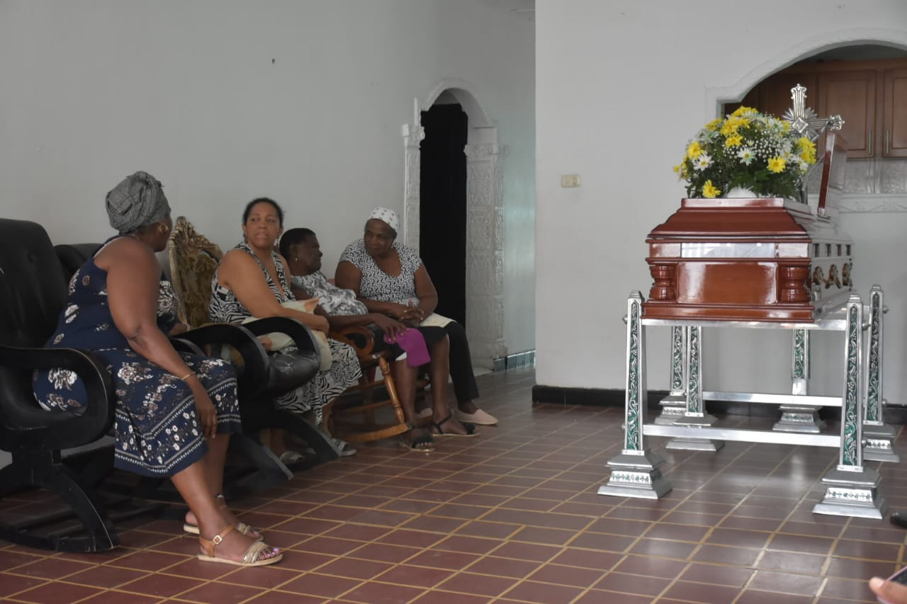 Jairo Cassiani En la sala de su casa es velado Prudencio Cardona.