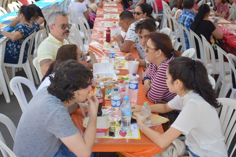 Ambiente familiar en cada espacio del evento.