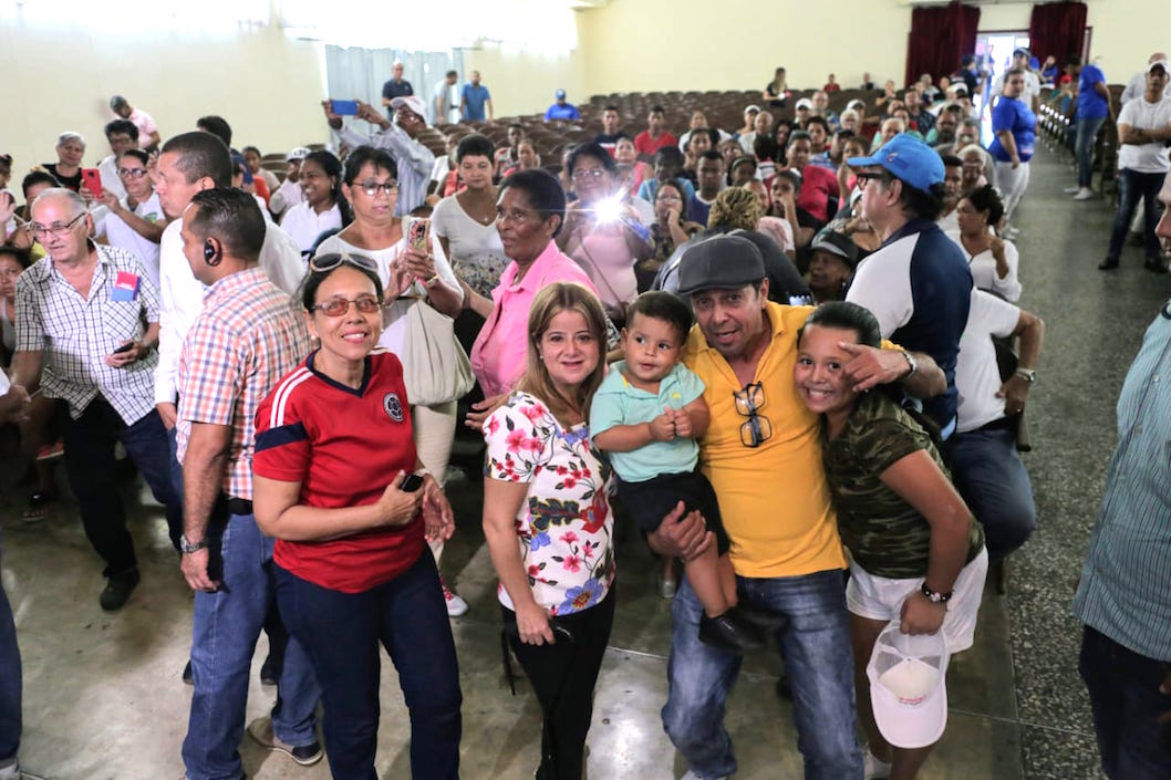 La aspirante a la Gobernación se comprometió a trabajar de la mano con las JAC.