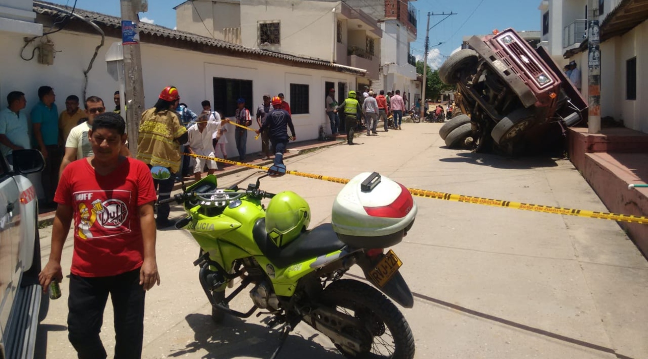 La Policía tuvo que cerrar la vía.