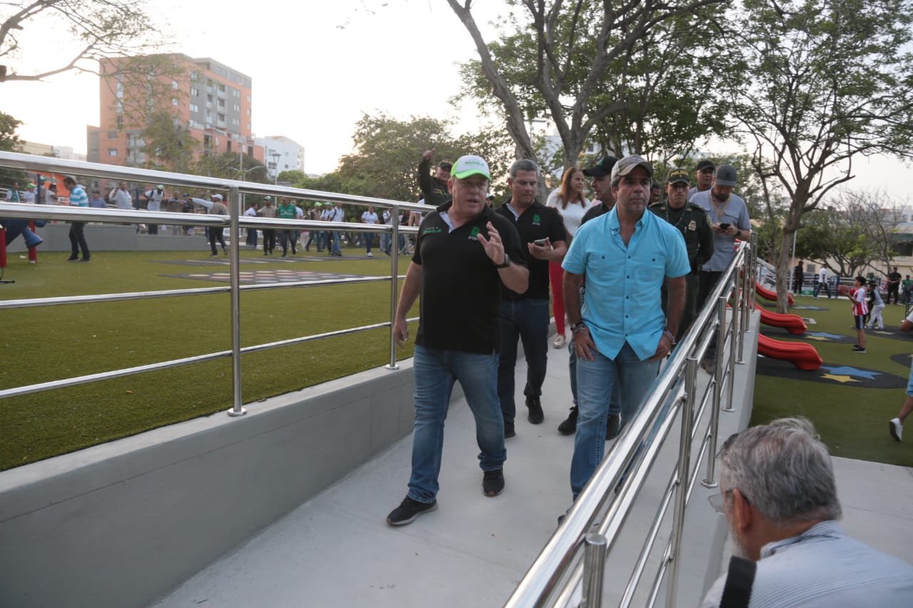 El gerente de ADI, Alberto Salah y el Alcalde Alejandro Char.