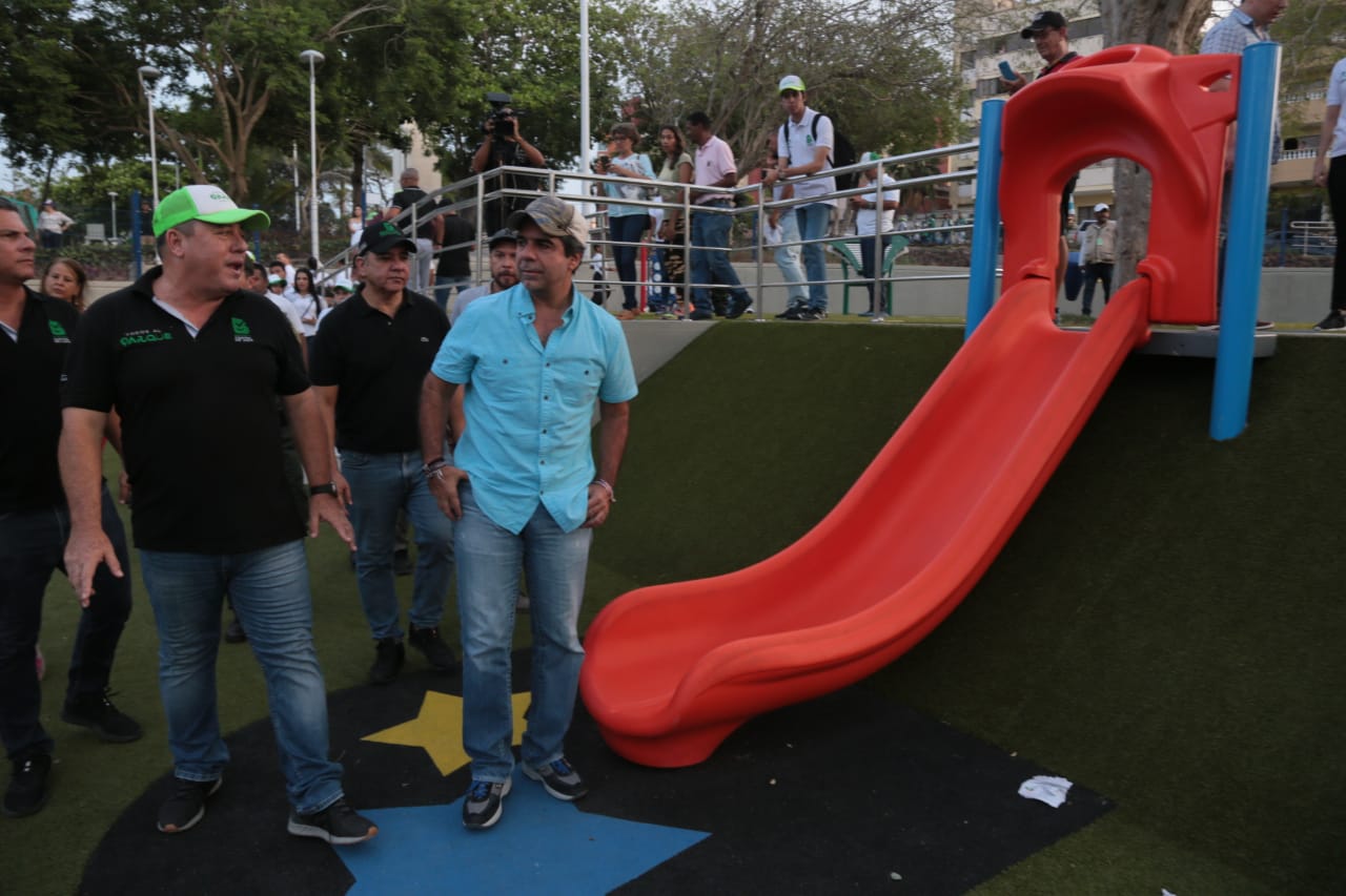 El gerente de ADI, Alberto Salah y el Alcalde Alejandro Char.