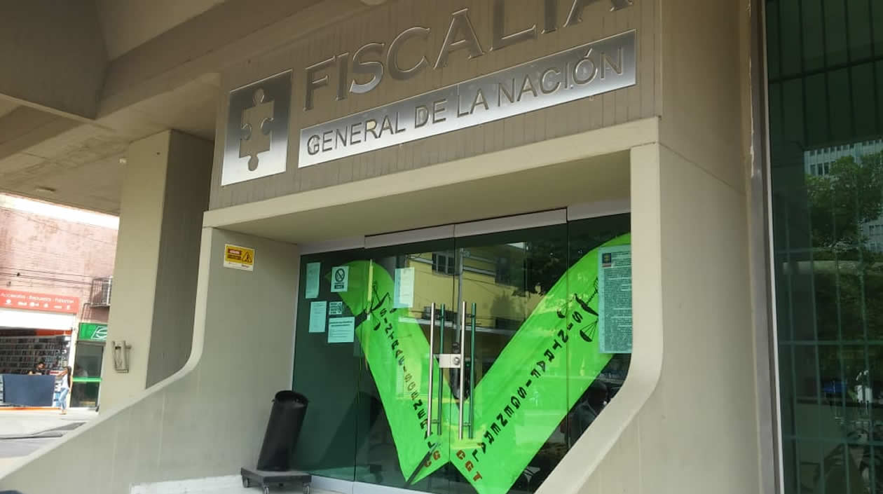 Cerrada la sede de la Fiscalía.