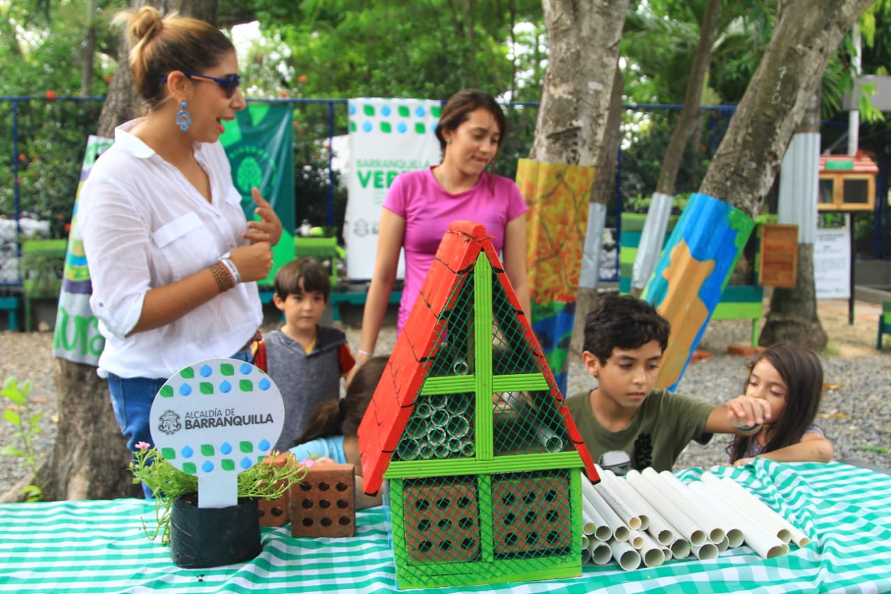 Primer ‘hotel para polinizadores’ en el Jardín Botánico de la ciudad.