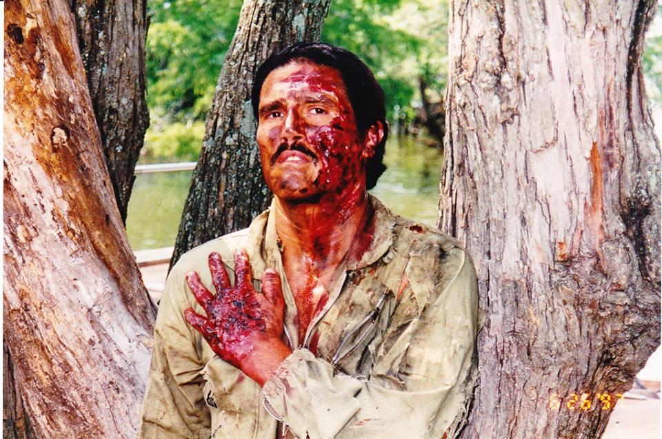 Rodrigo Obregón en su faceta como actor en Regreso a la Playa de Savage.
