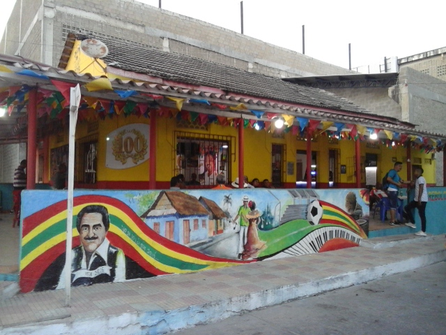 Mural pintado por Néstor Loaiza: “Yo sí soy de por aquí”.
