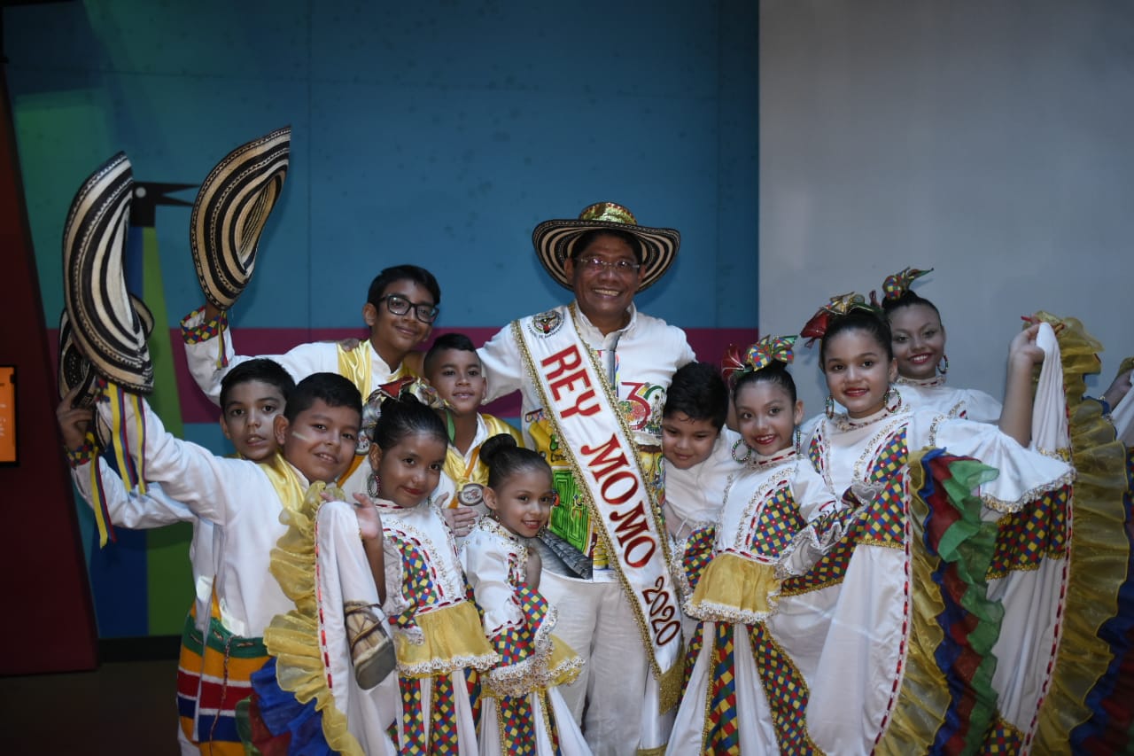 Alcides Romero, Rey Momo del Carnaval 2020 junto a los Cumbiamberitos de Buenos Aires.