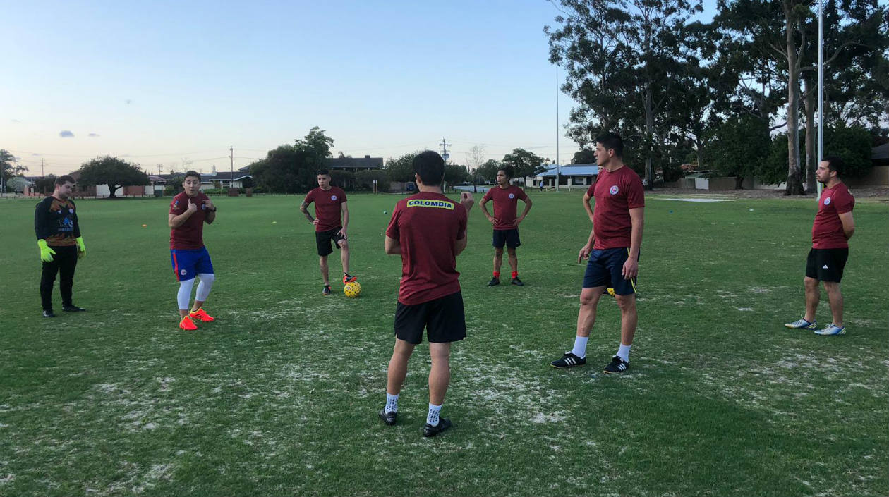 Jugadores de Colombia, durante el entrenamiento. 