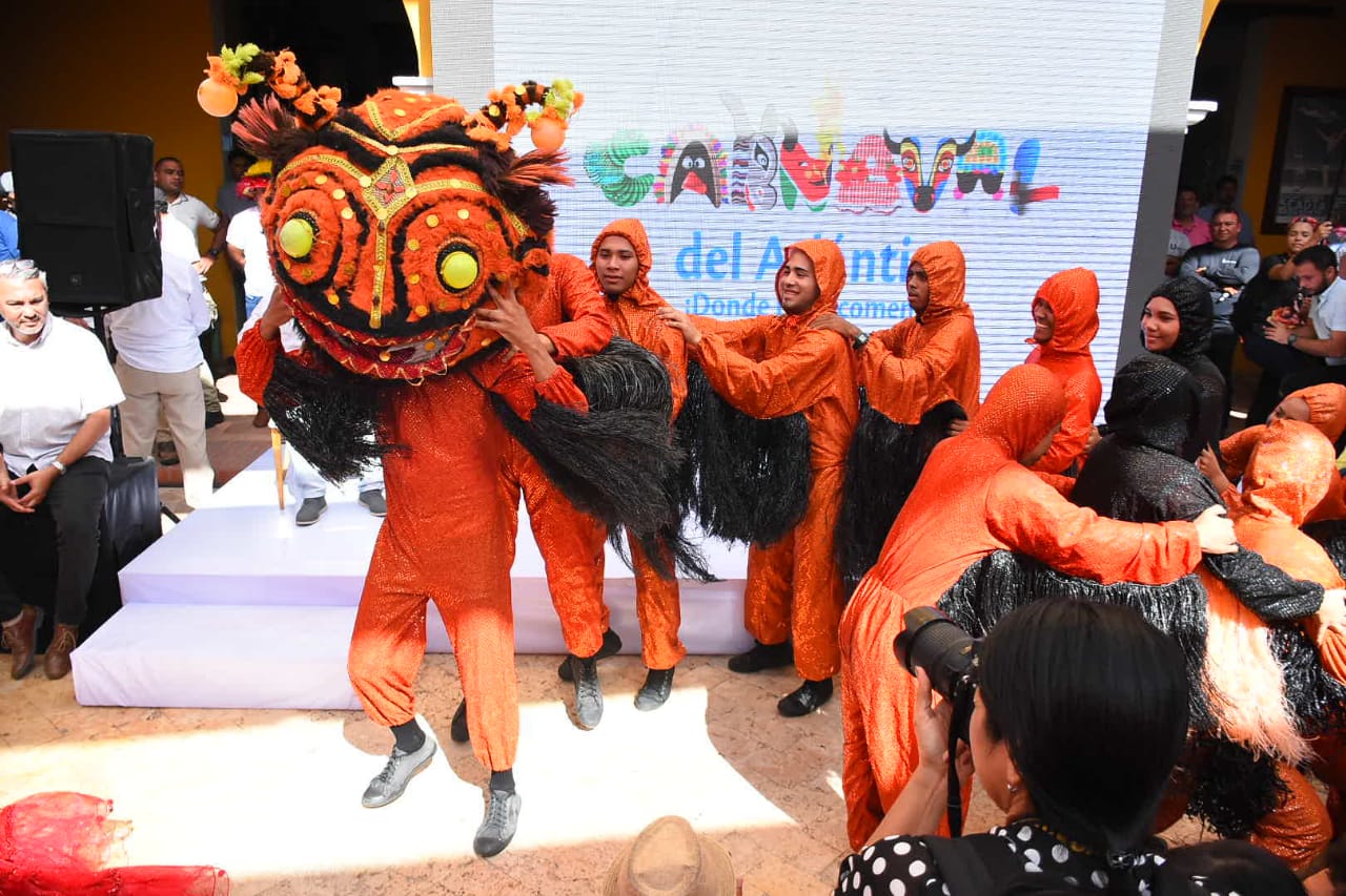 La danza de gusano durante el lanzamiento.