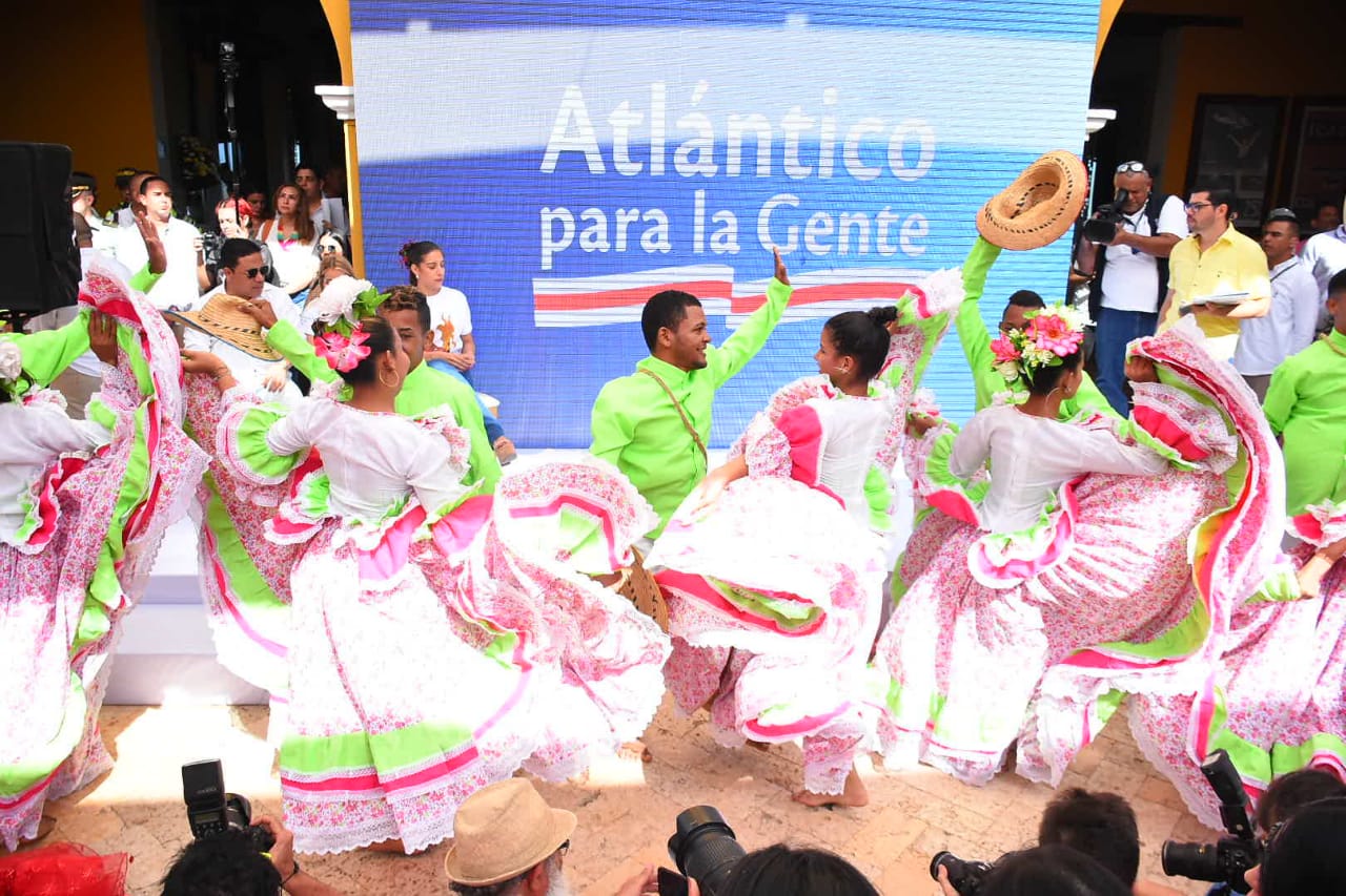 La cumbia, otra de las muestras durante el lanzamiento.