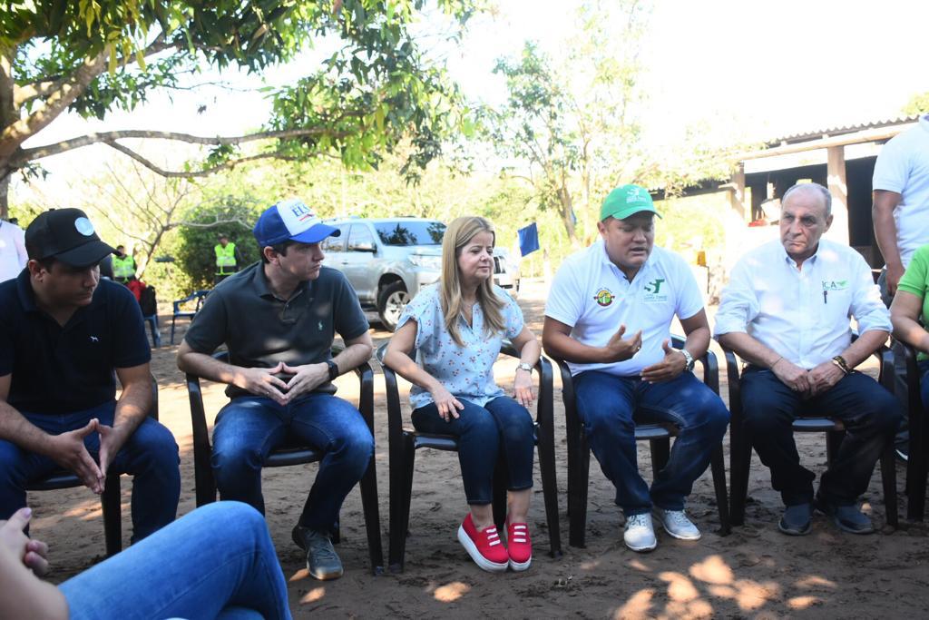 Gobernación El secretario de Desarrollo Económico, Miguel Vergara; la Gobernadora del Atlántico, Elsa Noguera y el alcalde Santo Tomás, Tomás Guardiola.