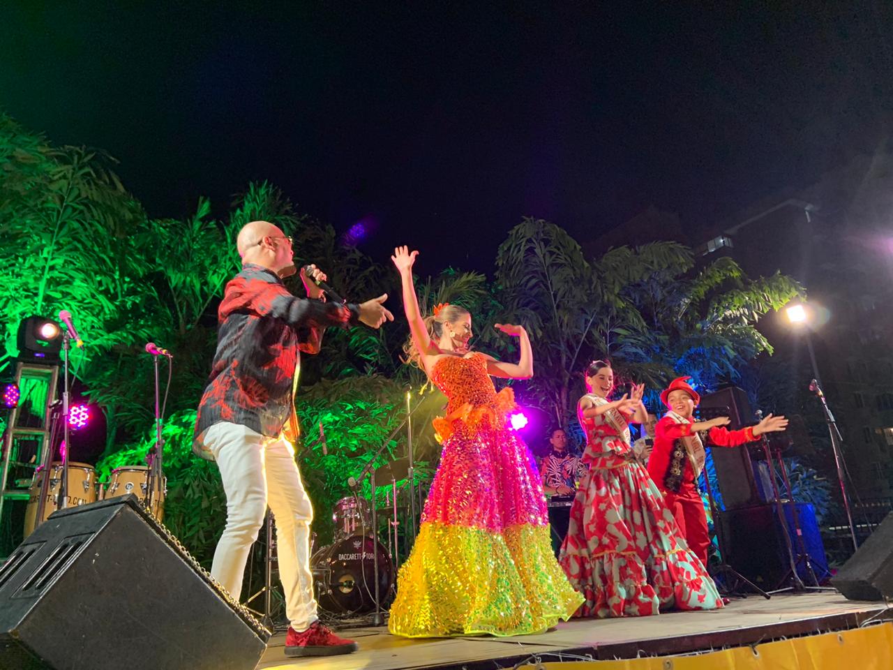 El evento, que fue amenizado por los artistas del género tropical, Fausto Chatella, Leo Peguero y Moisés Ángulo.