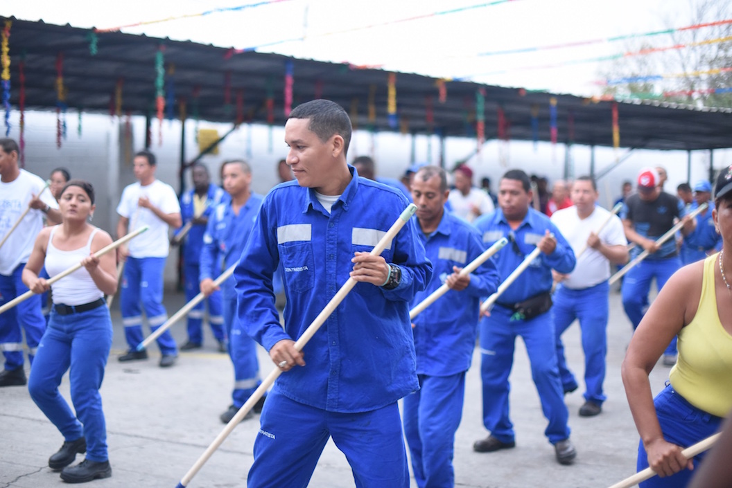 110 'Escobitas' participan en los ensayos.