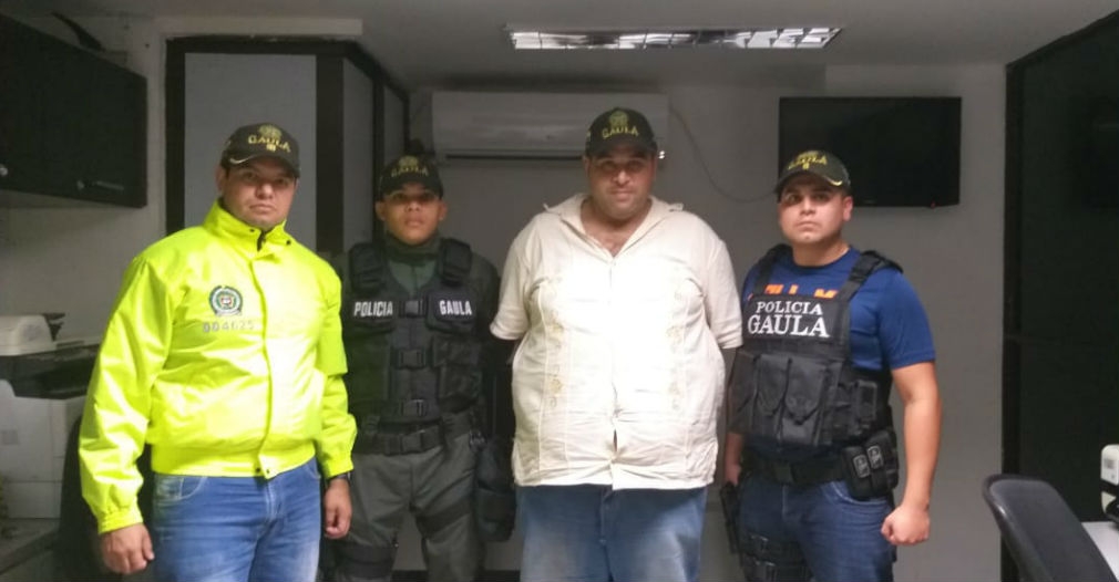 Policía Esta fue la foto del estafador liberado y presentado como un ganadero del cesar.