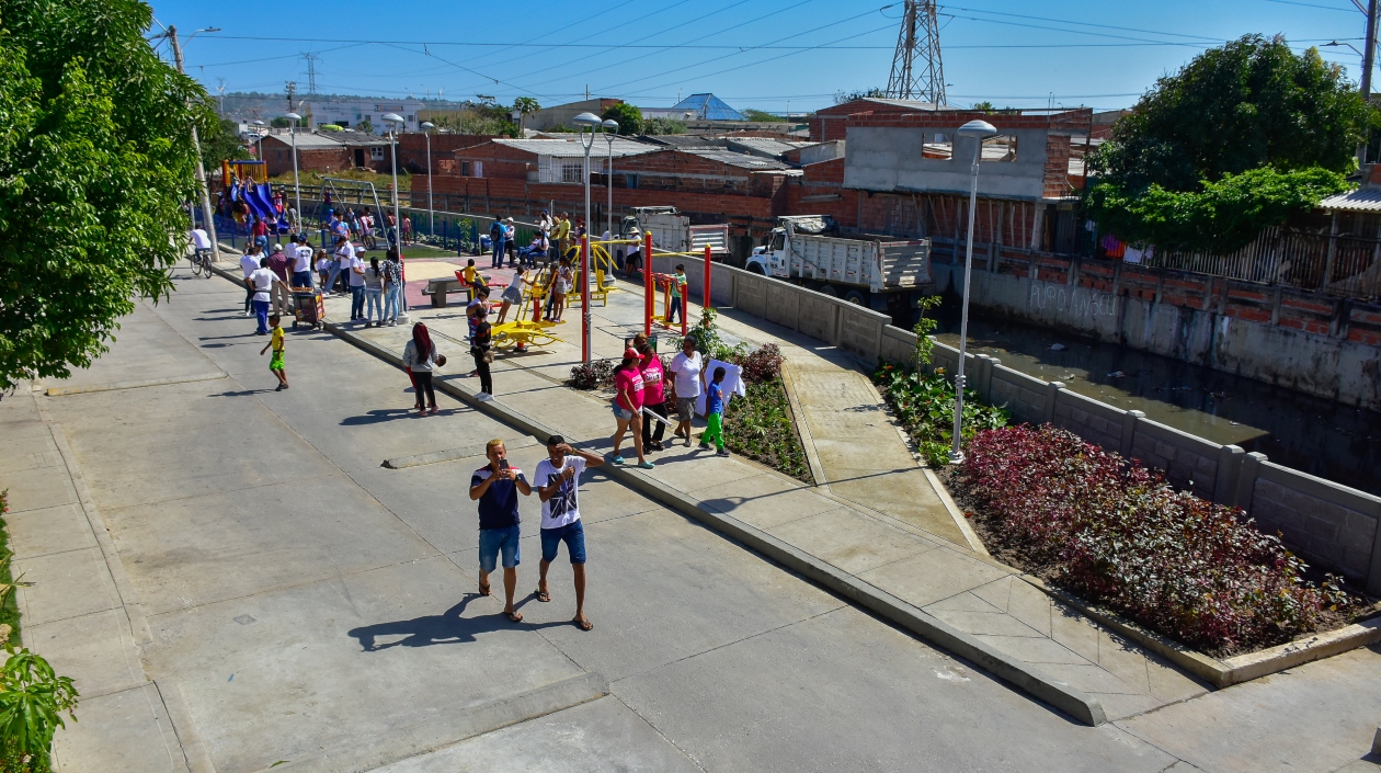 El parque lineal en el barrio Los Ángeles.