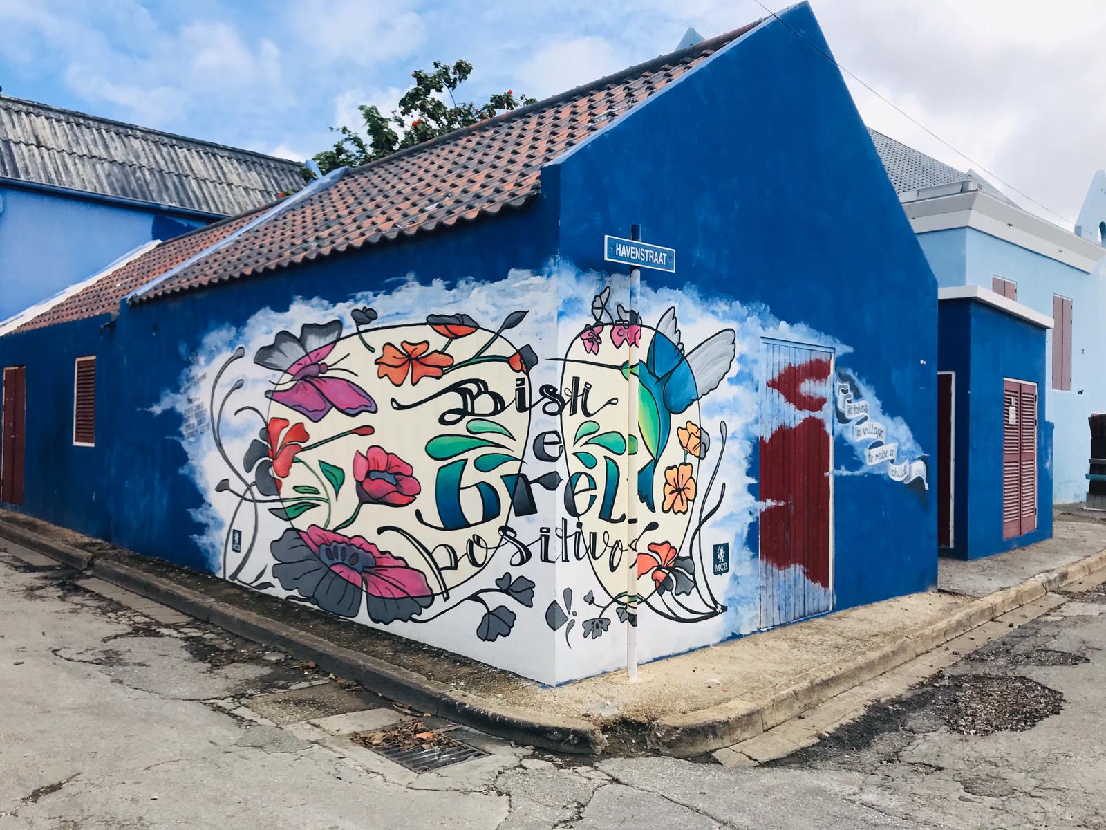 Los murales del sector de Otrobanda.