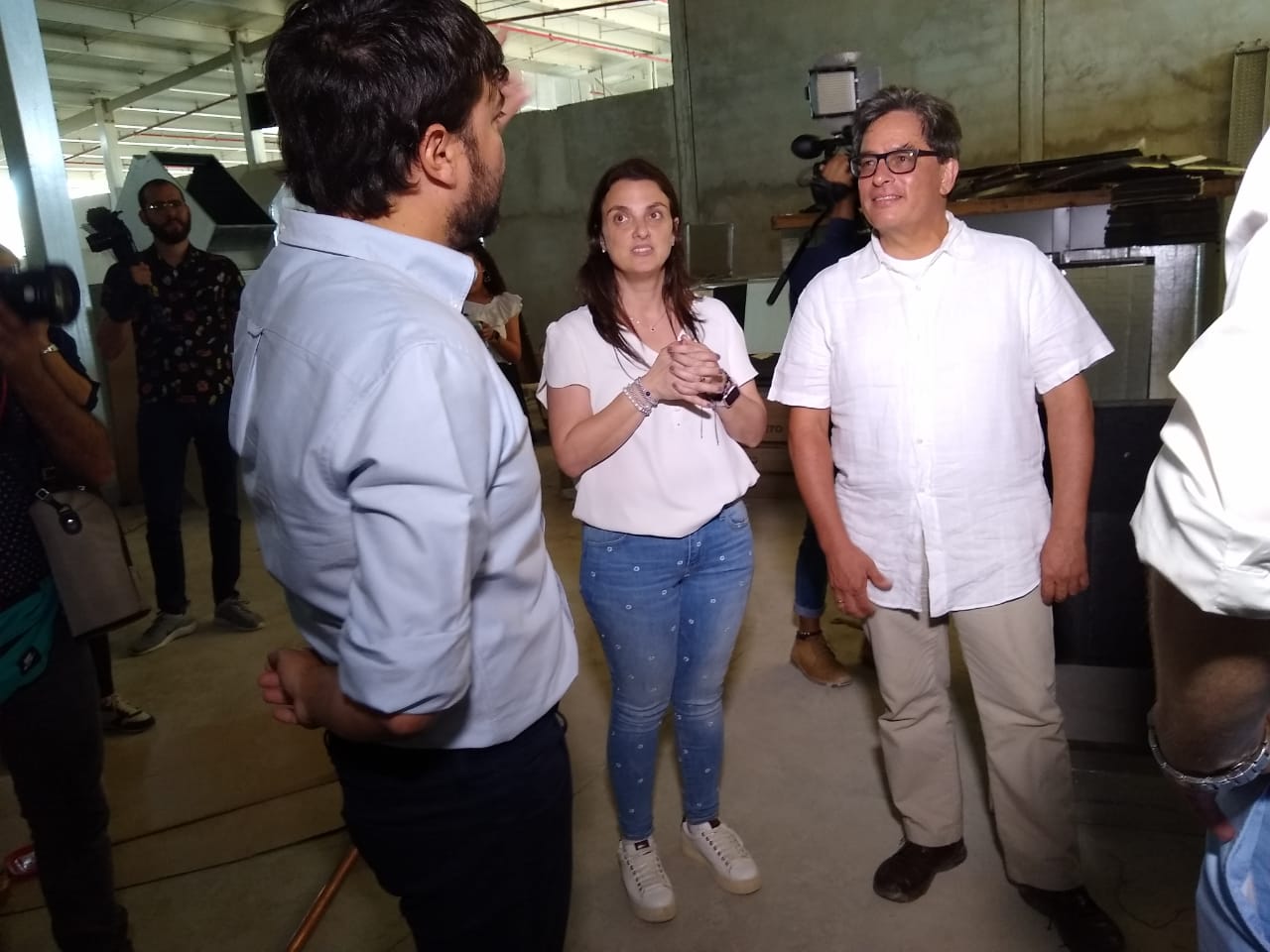 El Alcalde de Barranquilla, Jaime Pumarejo Heins; la Alta Consejera para las Regiones, Karen Abudinen y el Ministro de Hacienda, Alberto Carrasquilla.