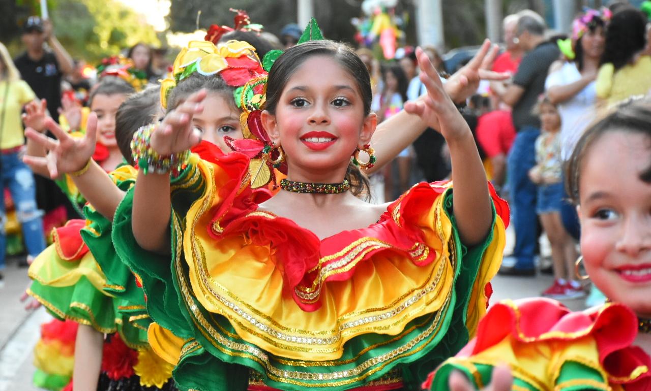 Un derroche de tradición y ternura transmitió el semillero del Carnaval.