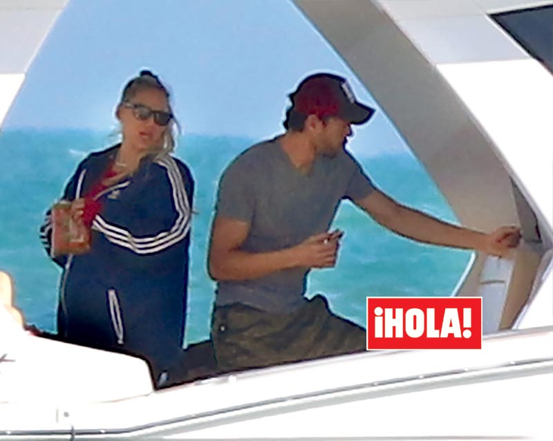 El cantante español Enrique Iglesias y la extenista Anna Kournikova.