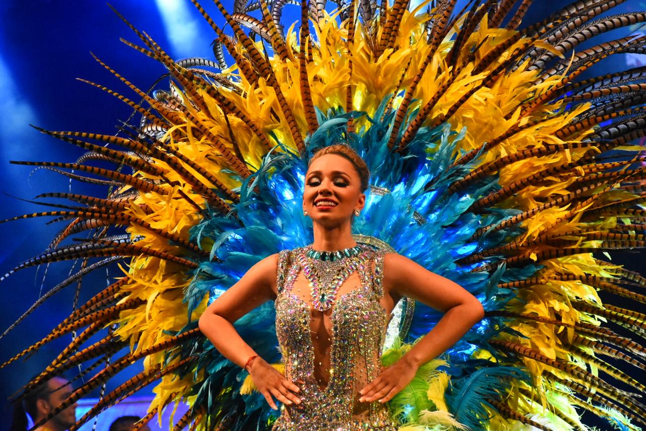 La Reina del Carnaval de la 44, Andrea Henríquez.