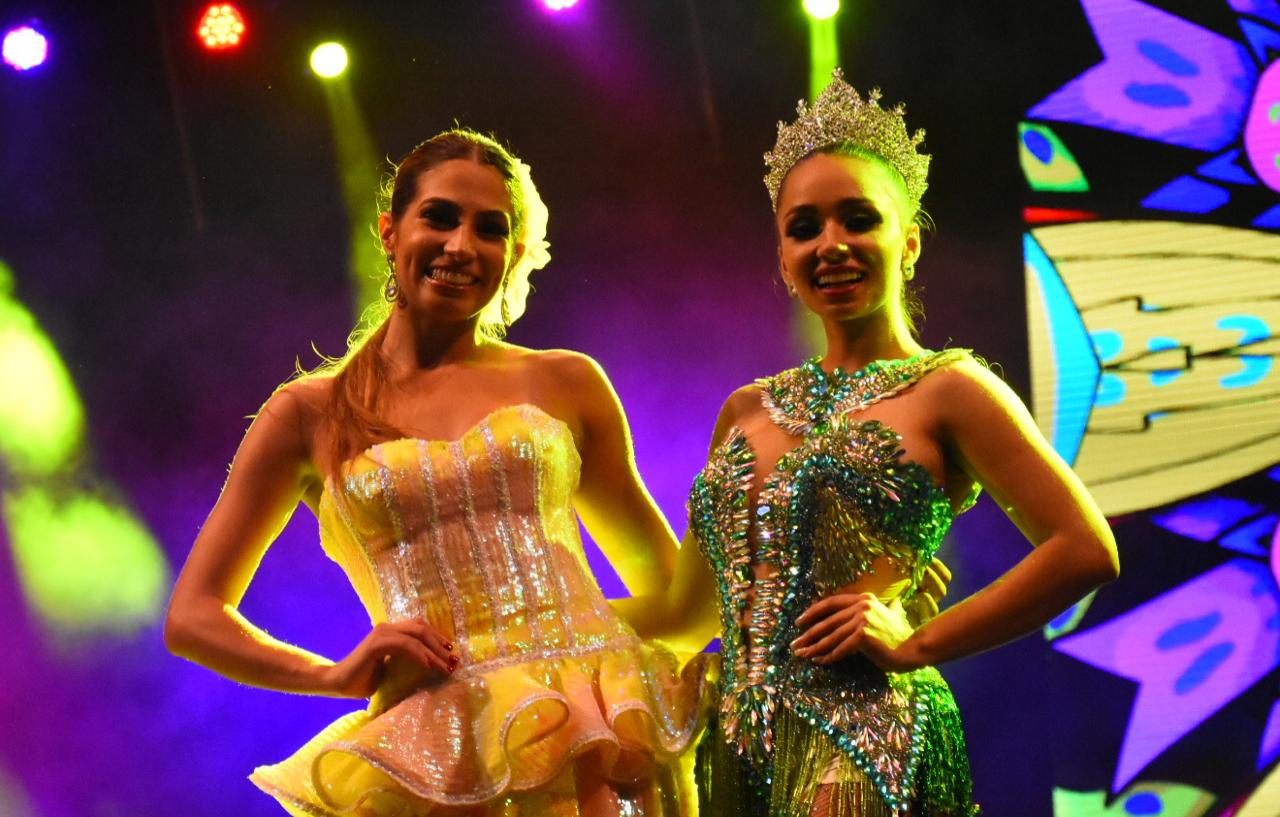 La Reina del Carnaval, Isabella Chams y la soberana de la 44, Andrea Henríquez.