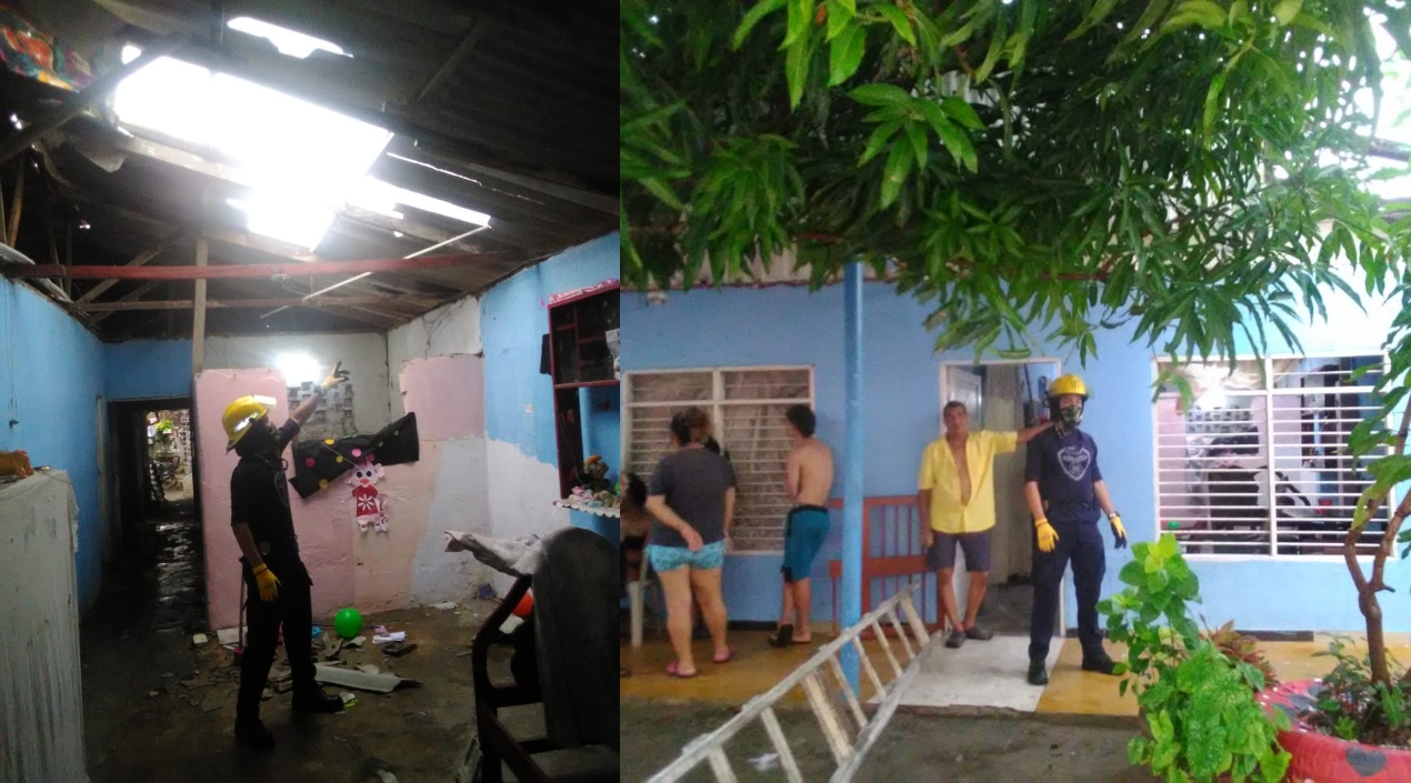 Bomberos haciendo presencia en el barrio El Triunfo, uno de los sectores afectado por el vendaval.