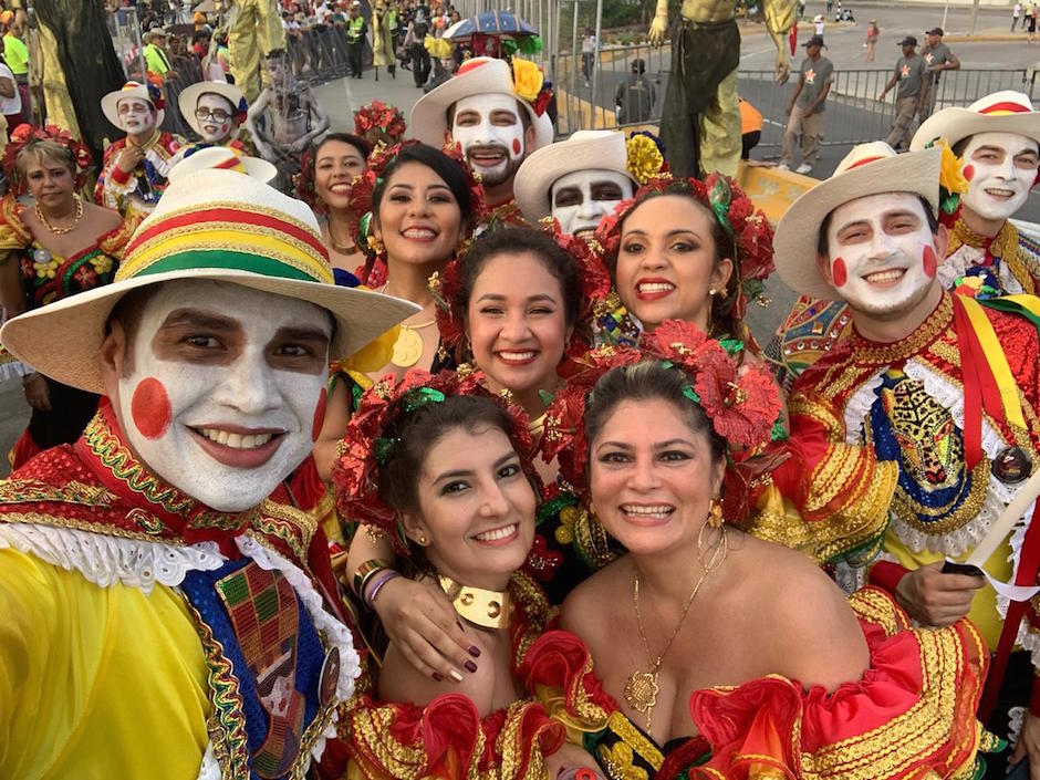 Con compañeros de la danza Cipote Garabato.