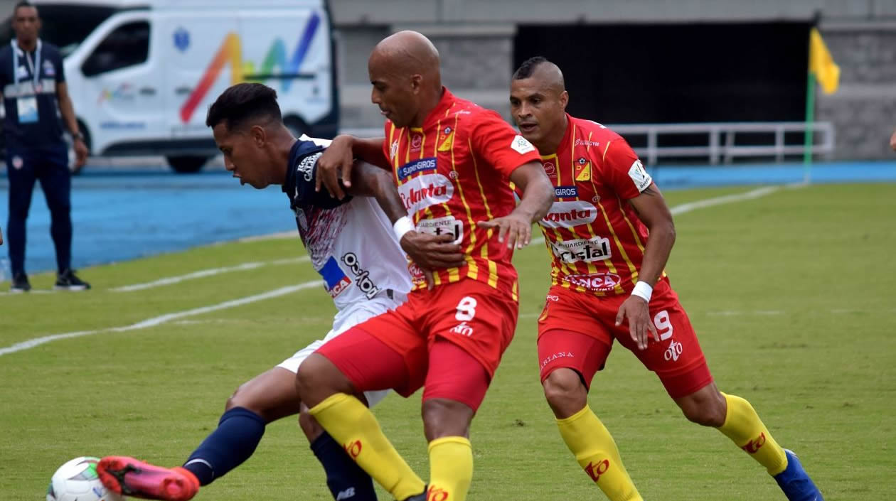Duelo de barranquilleros entre James Sánchez y la marca de Edwin Móvil.