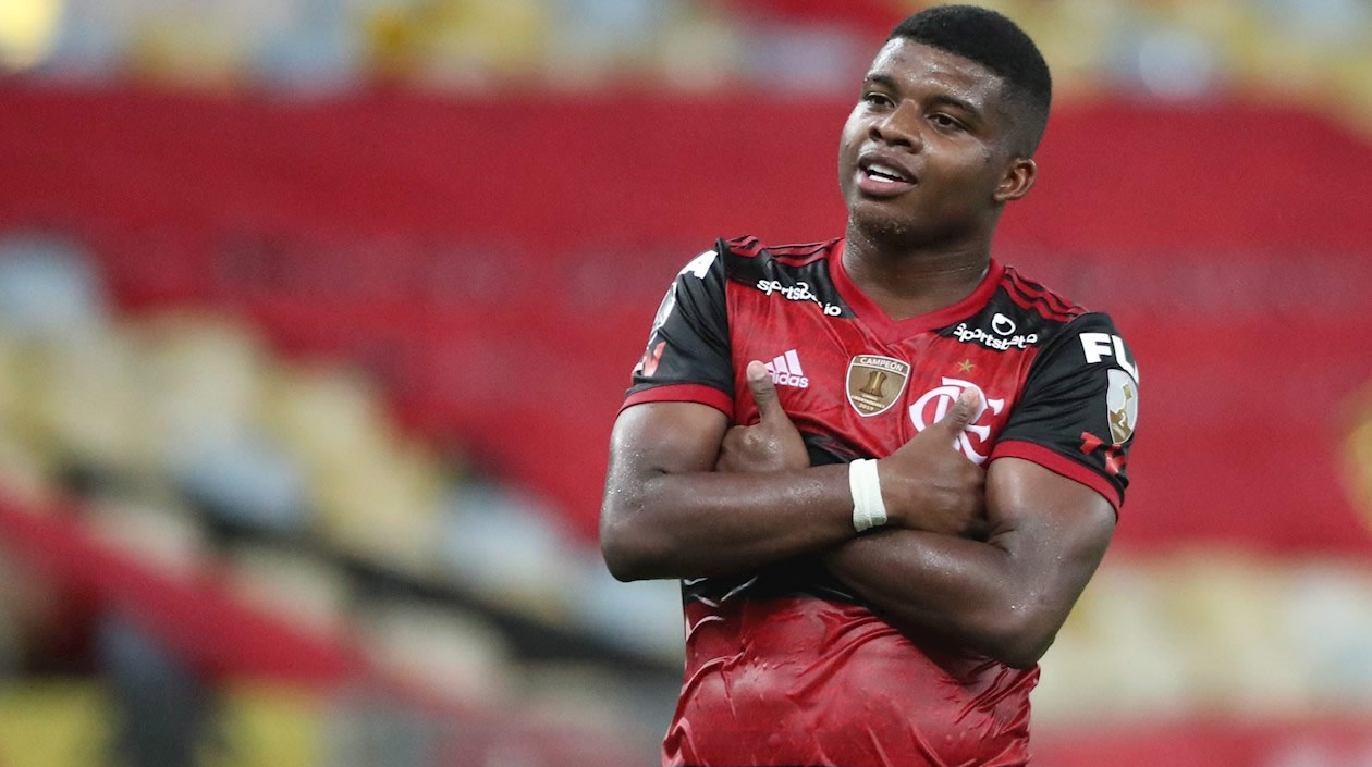 Lincoln Correa de Flamengo celebra un gol