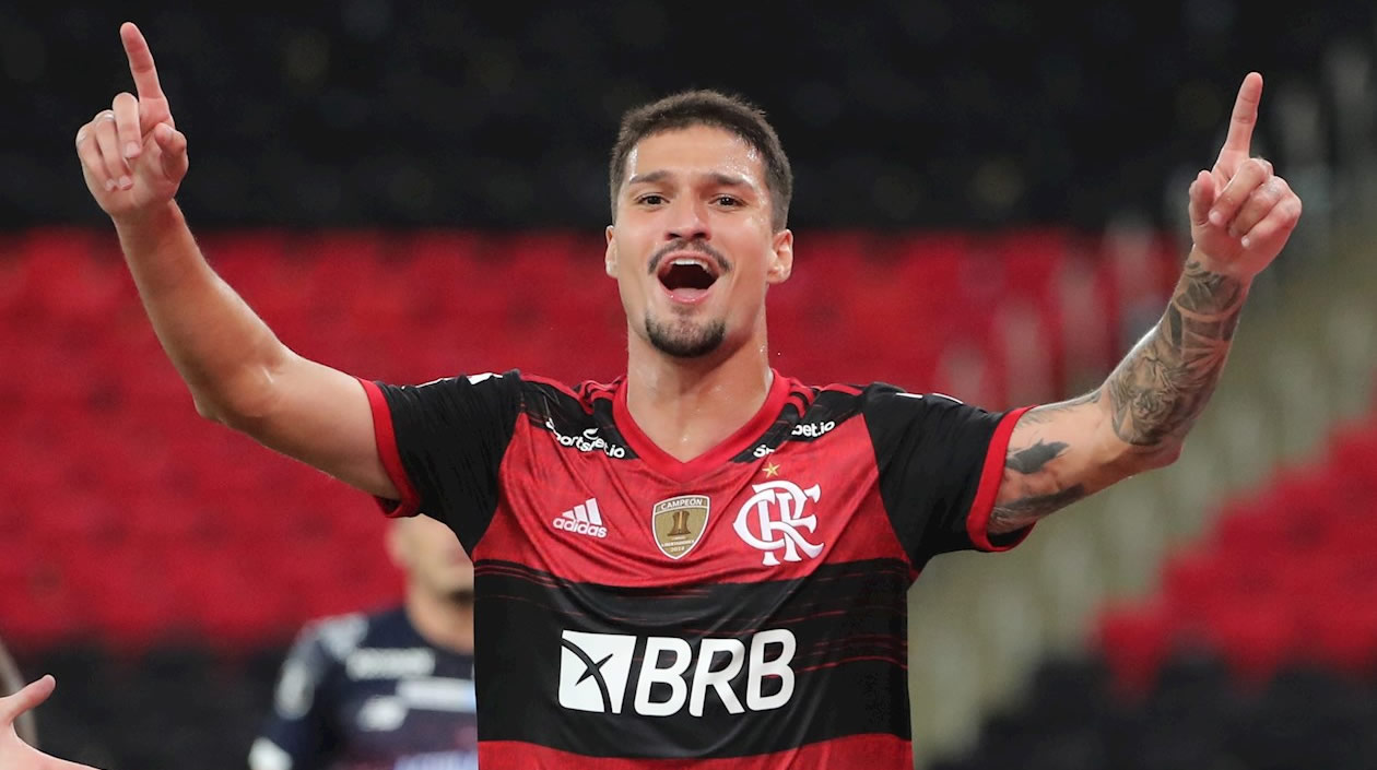 Matheus Soares de Flamengo celebra un gol hoy