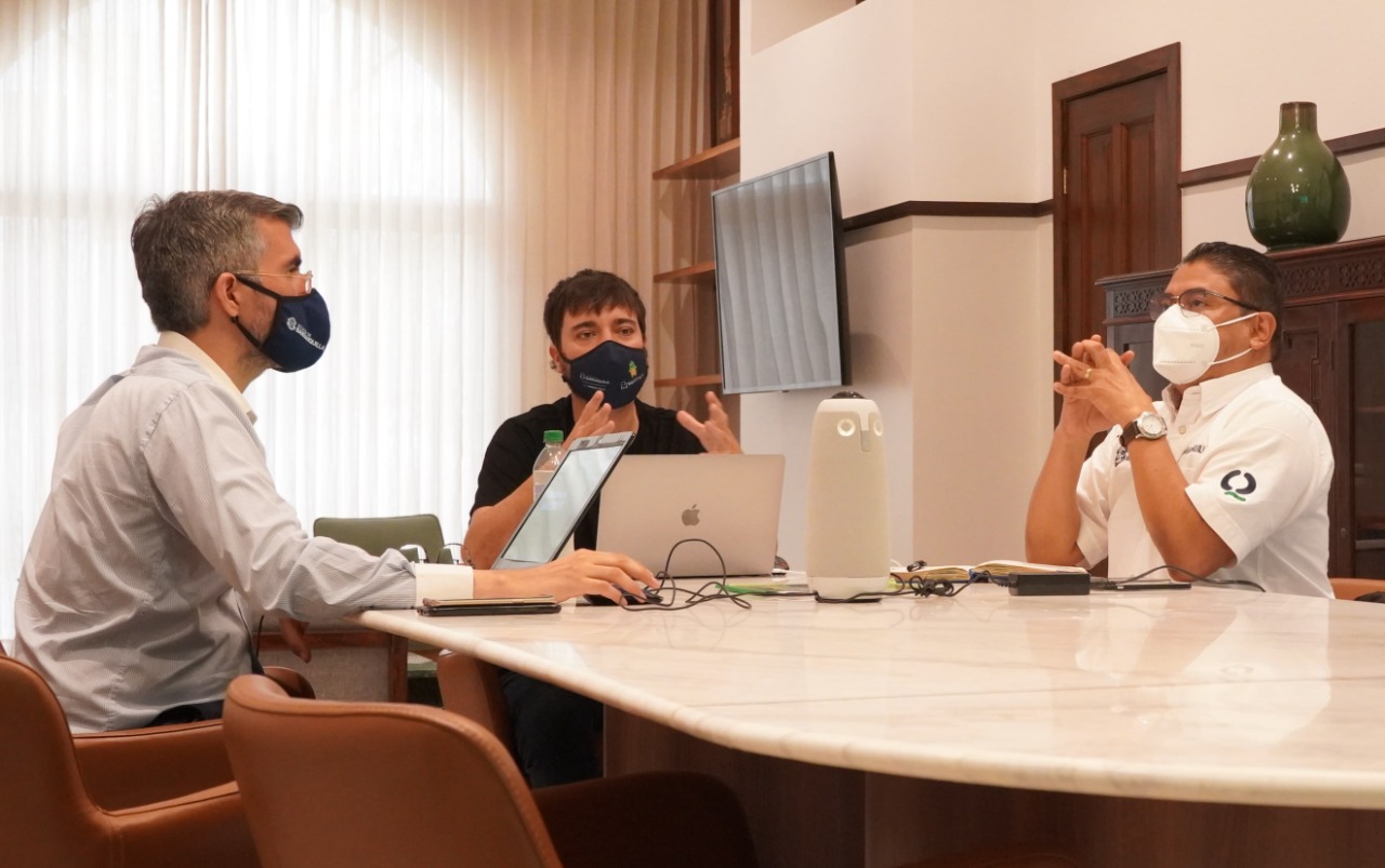 El gerente de la crisis del Covid-19, Juan Manuel Alvarado; el Alcalde de Barranquilla, Jaime Pumarejo y el secretario de Salud, Humberto Mendoza.