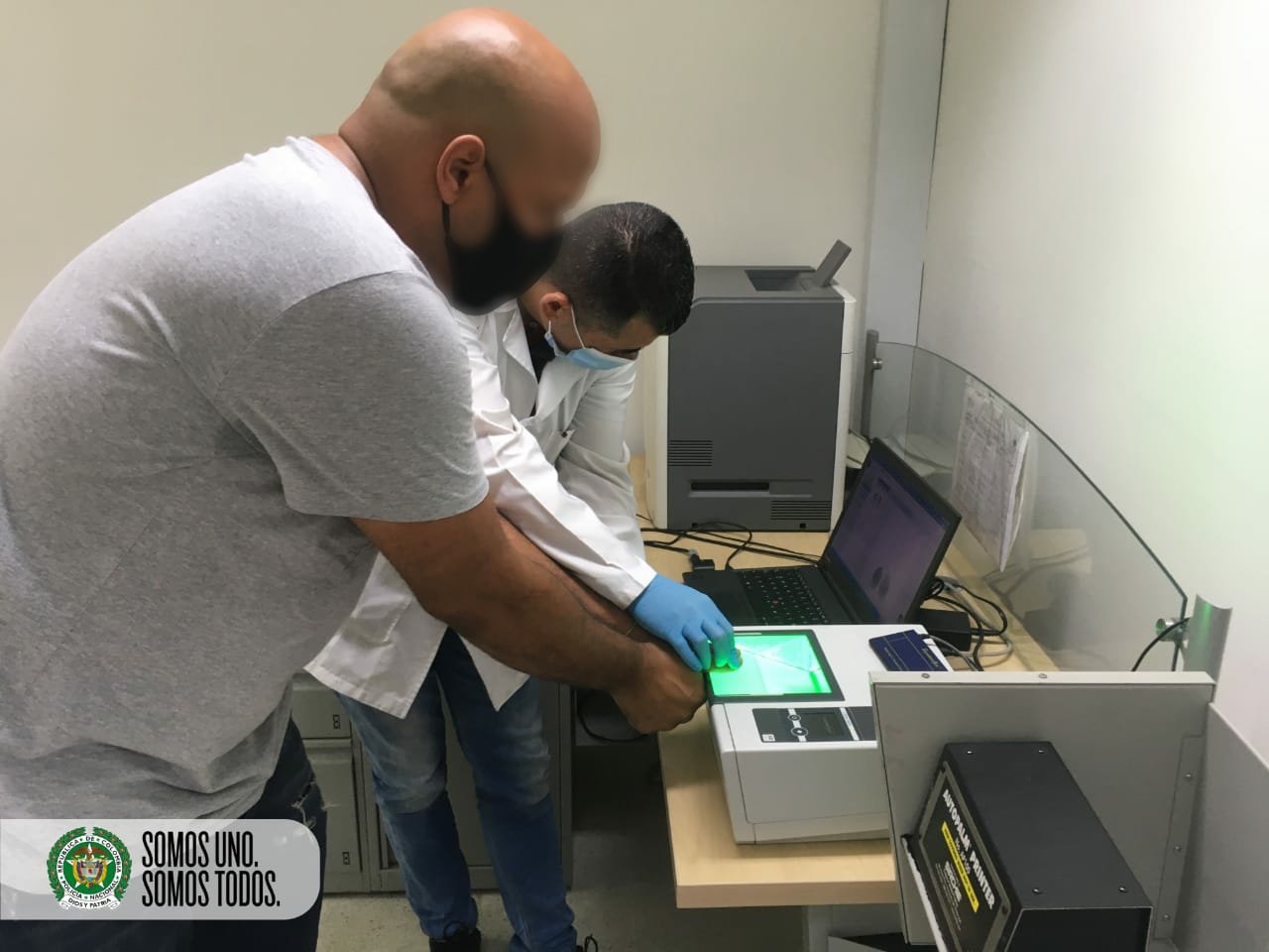 Alias ‘Mocho’ o alias ‘Mocho Vives’ responde al nombre de Norbey Andrés Palacio Hernández’.