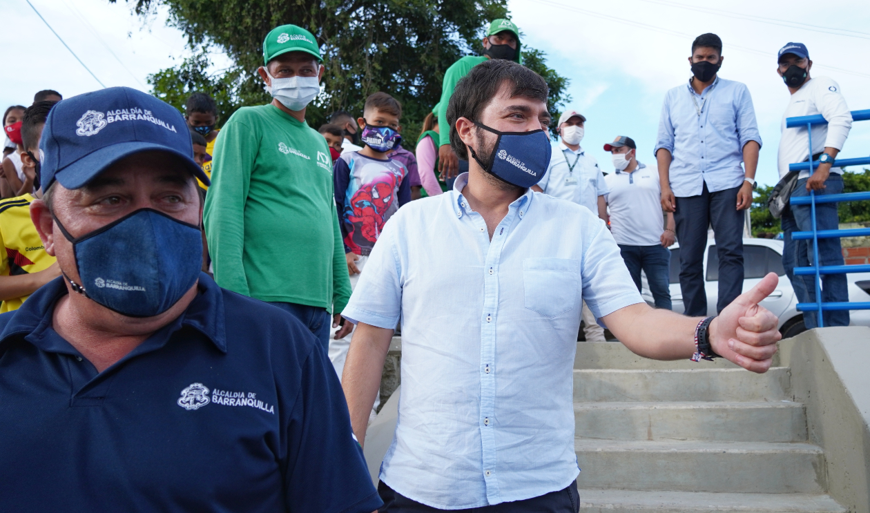 El gerente de la ADI, Alberto Salah y el Alcalde de Barranquilla, Jaime Pumarejo.