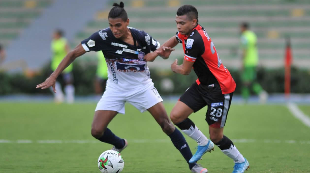 Gabriel Fuentes estuvo seguro en marca y con buena salida. 