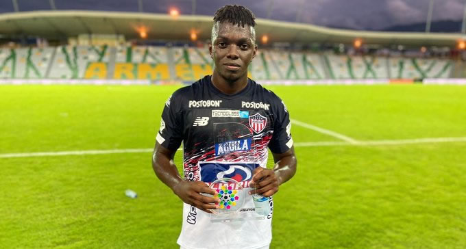 Por sus dos goles, Edwuin Cetré fue elegido el mejor del partido. 