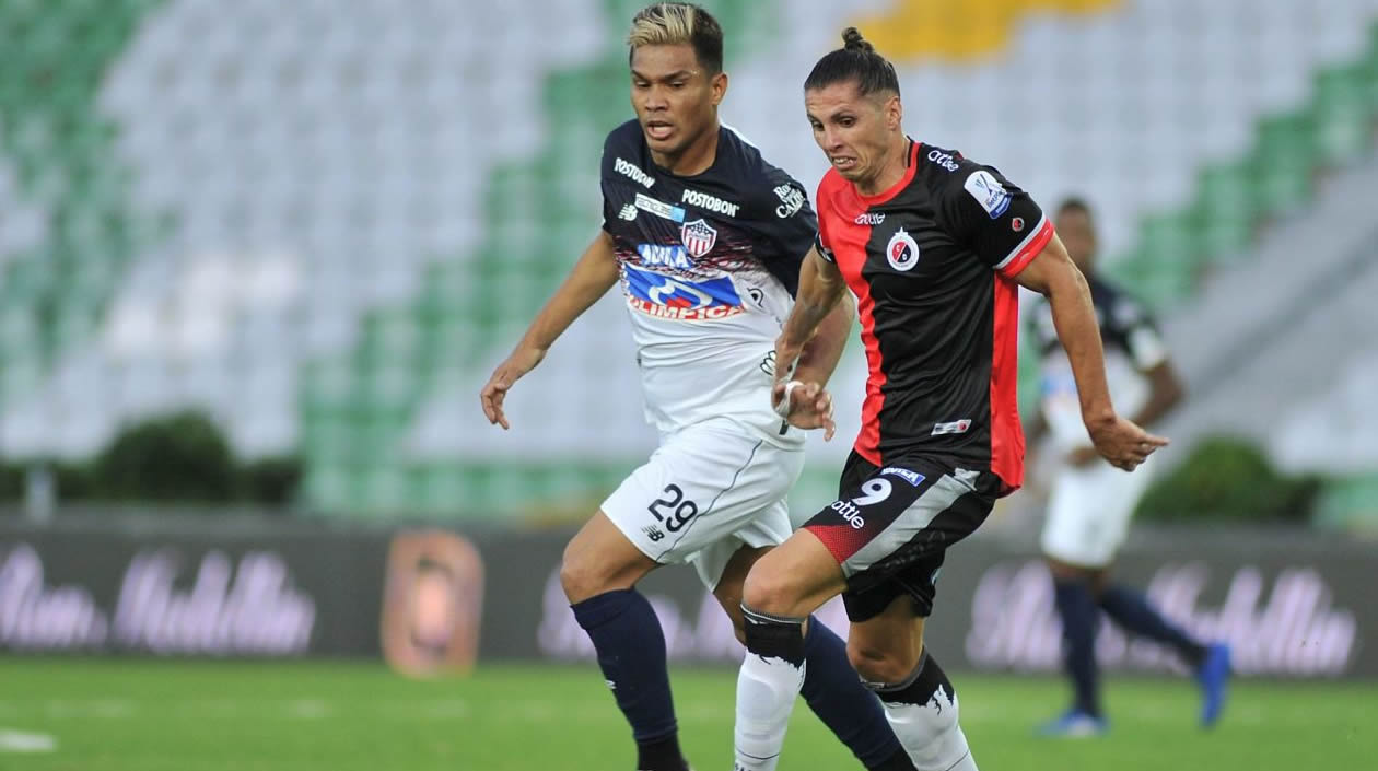 Teófilo Gutiérrez entró a la cancha para dar claridad al equipo. 