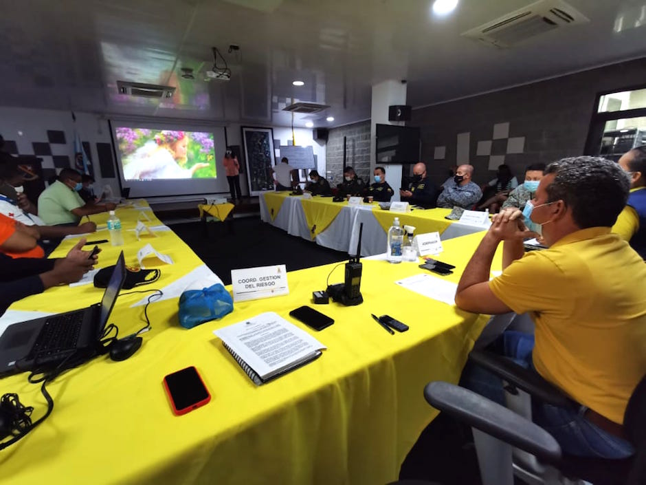 La Sala de Crisis monitoreando la situación.