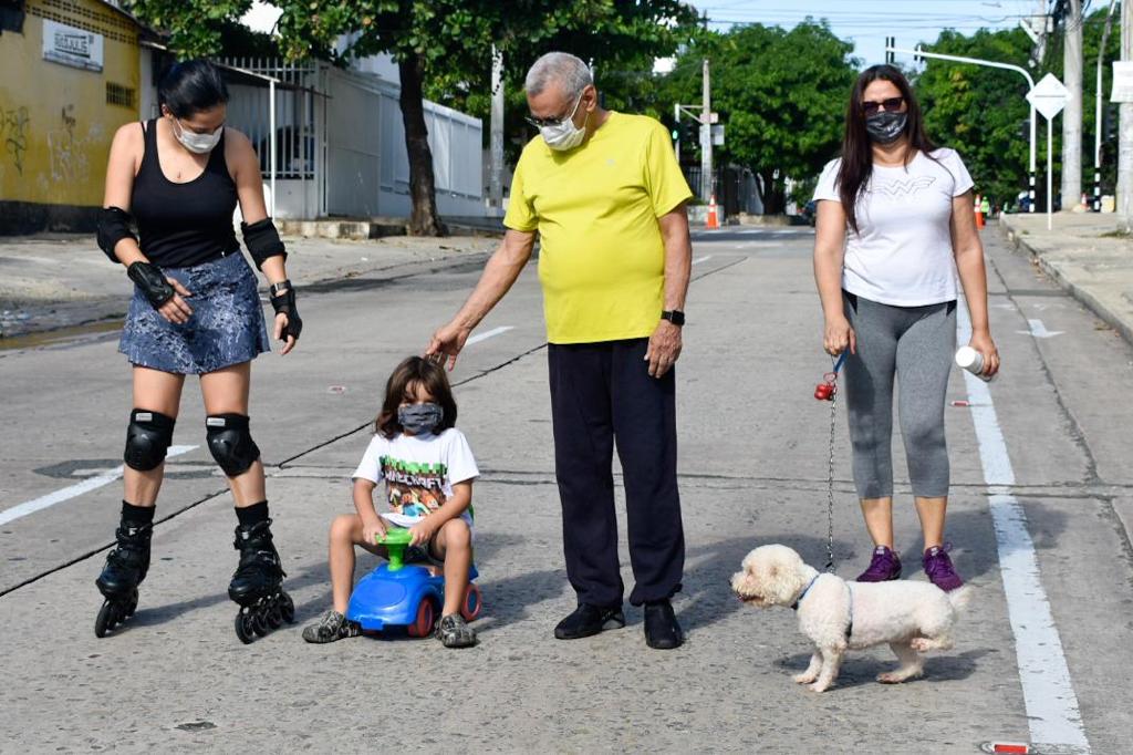 La familia salió completa, con todos los protocolos de seguridad.